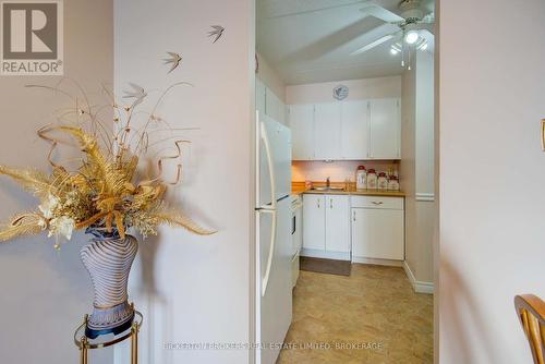 404 - 610 William Street S, Gananoque, ON - Indoor Photo Showing Kitchen