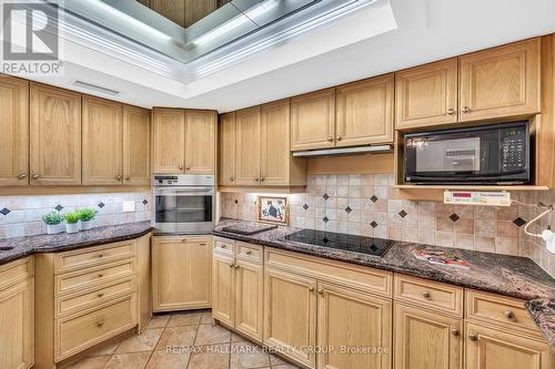 87D - 263 Botanica Pvt, Ottawa, ON - Indoor Photo Showing Kitchen