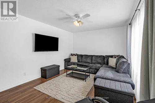 4888 Mcmartin Street S, South Glengarry, ON - Indoor Photo Showing Living Room