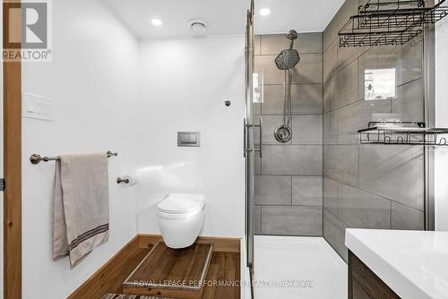 4888 Mcmartin Street S, South Glengarry, ON - Indoor Photo Showing Bathroom