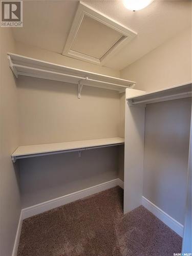 1062 Kloppenburg Bend, Saskatoon, SK - Indoor With Storage