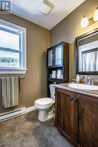 21 Sedgewick Street, Paradise, NL - Indoor Photo Showing Bathroom