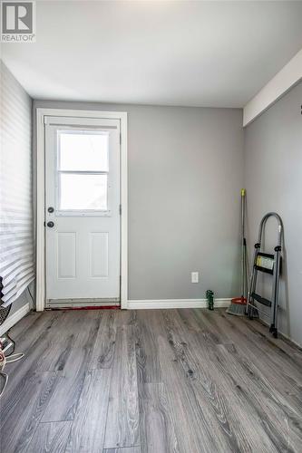 21 Sedgewick Street, Paradise, NL - Indoor Photo Showing Other Room