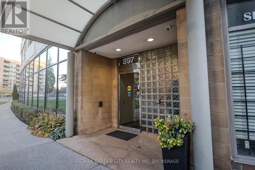 202 - 897 Sheppard Avenue W, Toronto (Clanton Park), ON - Outdoor