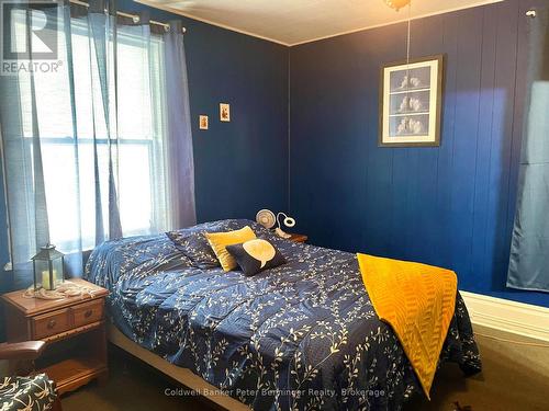 258 8Th Street, Hanover, ON - Indoor Photo Showing Bedroom