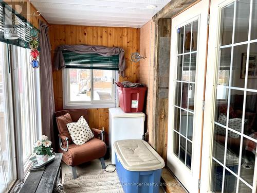 258 8Th Street, Hanover, ON - Indoor Photo Showing Other Room