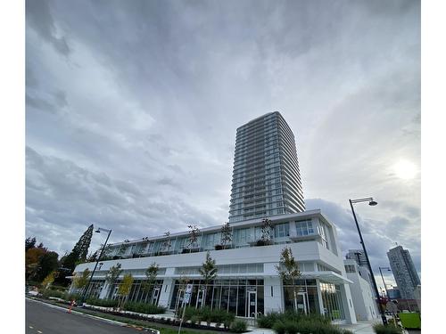 602 13685 102 Avenue, Surrey, BC - Outdoor With Facade