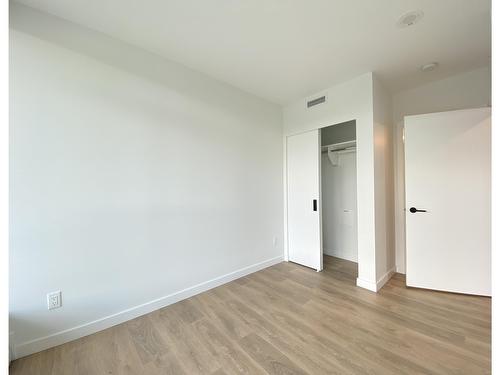 602 13685 102 Avenue, Surrey, BC - Indoor Photo Showing Other Room