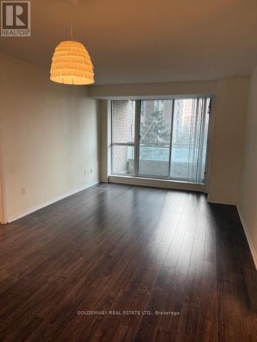 401 - 39 Pemberton Avenue, Toronto, ON - Indoor Photo Showing Other Room