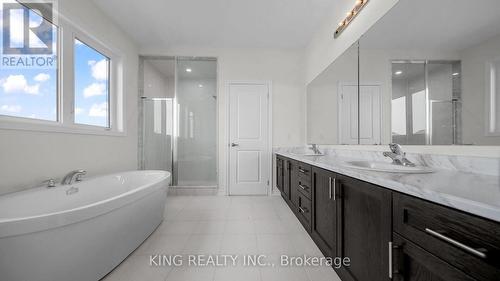 1629 Corsal Court, Innisfil, ON - Indoor Photo Showing Bathroom