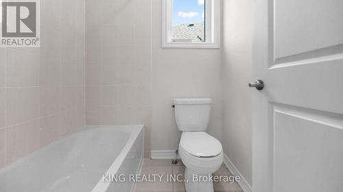 1629 Corsal Court, Innisfil, ON - Indoor Photo Showing Bathroom