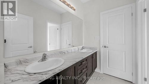 1629 Corsal Court, Innisfil, ON - Indoor Photo Showing Bathroom