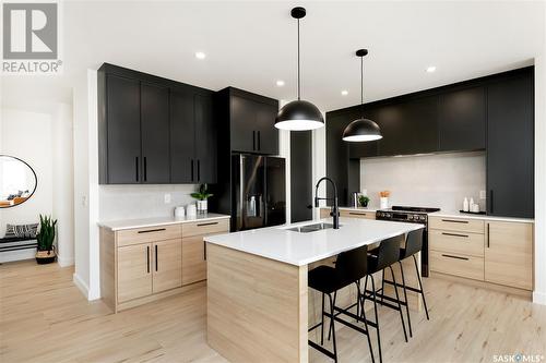 146 Katz Avenue, Saskatoon, SK - Indoor Photo Showing Kitchen With Double Sink With Upgraded Kitchen