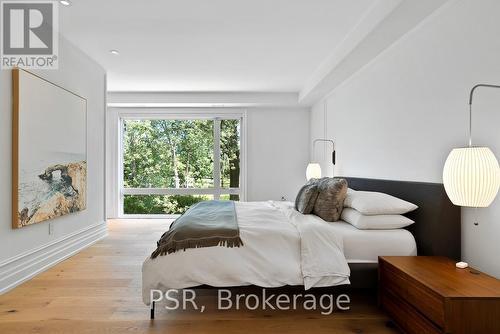 892 Johnathan Drive, Mississauga, ON - Indoor Photo Showing Bedroom