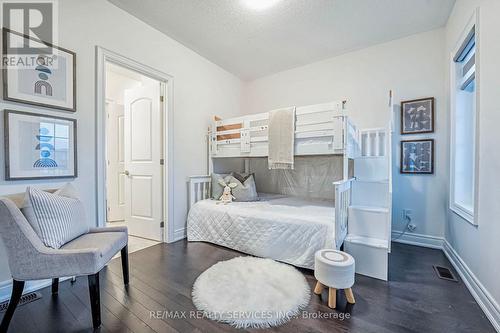 5 Sinatra Street, Brampton, ON - Indoor Photo Showing Bedroom