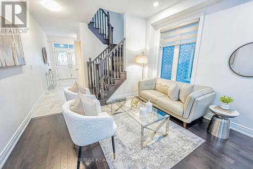 5 Sinatra Street, Brampton, ON - Indoor Photo Showing Living Room