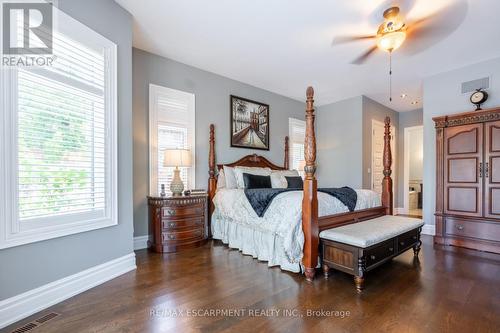 17 Mcdonald Court, Hamilton, ON - Indoor Photo Showing Bedroom