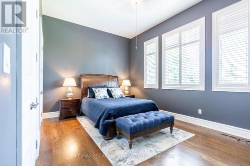 17 Mcdonald Court, Hamilton, ON - Indoor Photo Showing Bedroom