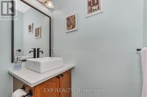 932 Maley Street, North Grenville, ON - Indoor Photo Showing Bathroom