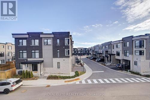 2656 Castlegate Crossing, Pickering, ON - Outdoor With Facade