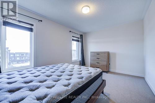 2656 Castlegate Crossing, Pickering, ON - Indoor Photo Showing Bedroom