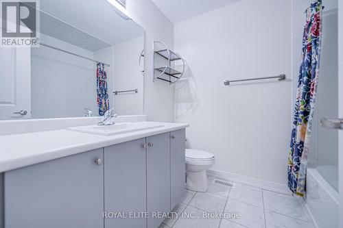 2656 Castlegate Crossing, Pickering, ON - Indoor Photo Showing Bathroom