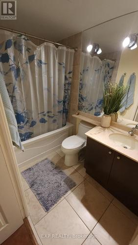 1007 - 88 Promenade Circle, Vaughan, ON - Indoor Photo Showing Bathroom