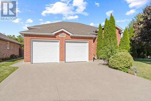 1082 Monarch Meadows, Lakeshore, ON - Outdoor