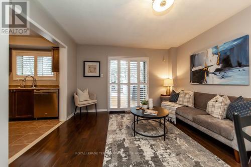 2249 Winlord Place, Oshawa, ON - Indoor Photo Showing Living Room