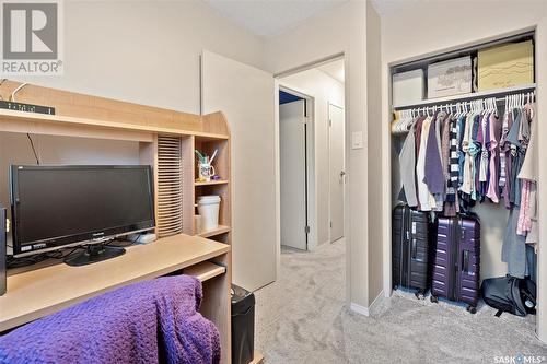 215 La Ronge Road, Saskatoon, SK - Indoor Photo Showing Other Room