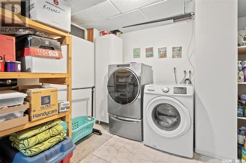 215 La Ronge Road, Saskatoon, SK - Indoor Photo Showing Laundry Room