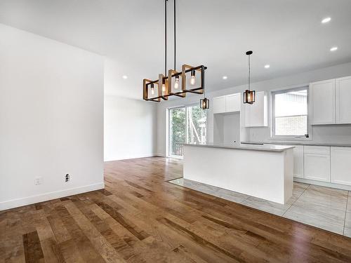 Overall view - 5280  - 5282 Av. Primot, Longueuil (Saint-Hubert), QC - Indoor Photo Showing Kitchen