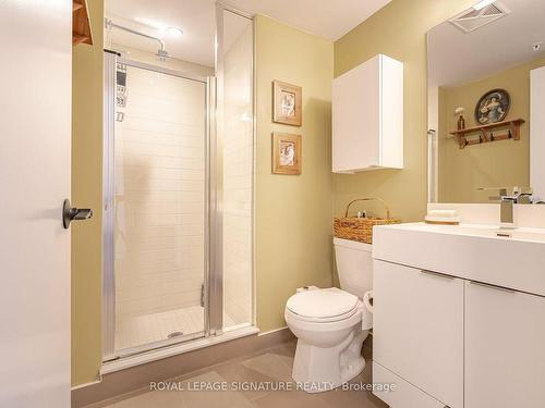 2204-20 Thomas Riley Rd, Toronto, ON - Indoor Photo Showing Bathroom