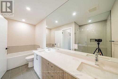 917 Dundas Street W, Whitby (Lynde Creek), ON - Indoor Photo Showing Bathroom