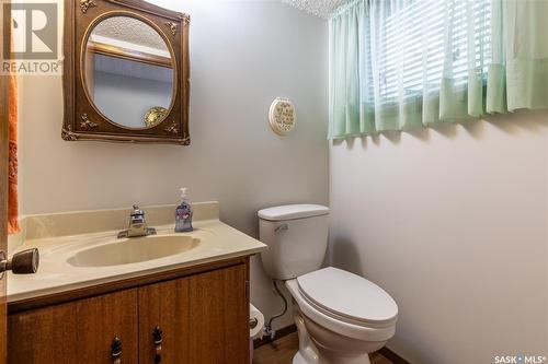 1 Calypso Drive, Moose Jaw, SK - Indoor Photo Showing Bathroom