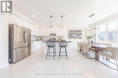 54 Wamsley Crescent, Clarington, ON - Indoor Photo Showing Kitchen With Stainless Steel Kitchen With Upgraded Kitchen