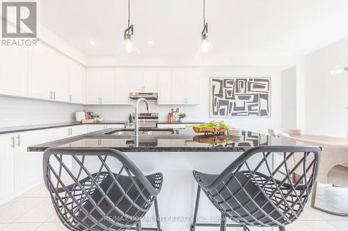 54 Wamsley Crescent, Clarington, ON - Indoor Photo Showing Kitchen