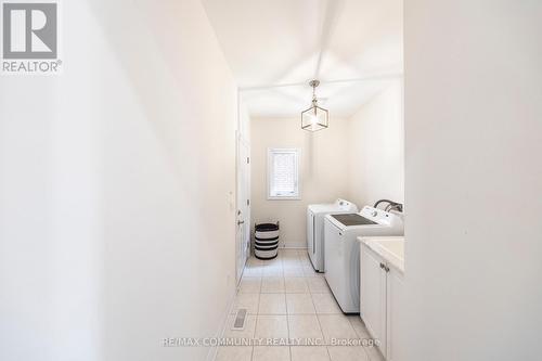 54 Wamsley Crescent, Clarington, ON - Indoor Photo Showing Laundry Room