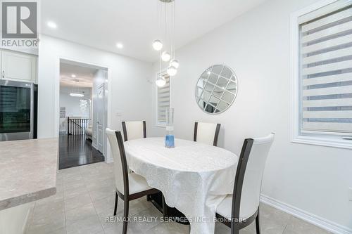 1315 Granrock Crescent, Mississauga, ON - Indoor Photo Showing Dining Room