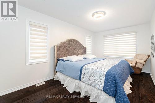 1315 Granrock Crescent, Mississauga, ON - Indoor Photo Showing Bedroom