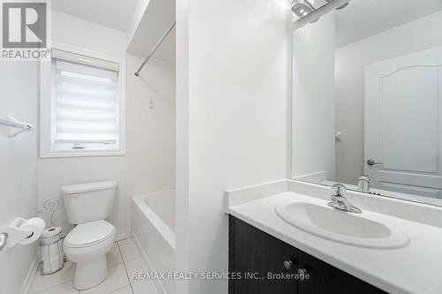 1315 Granrock Crescent, Mississauga, ON - Indoor Photo Showing Bathroom