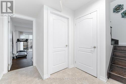 1315 Granrock Crescent, Mississauga, ON - Indoor Photo Showing Other Room