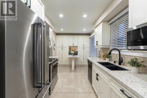 52 Jameson Crescent, Brampton, ON - Indoor Photo Showing Kitchen With Double Sink With Upgraded Kitchen