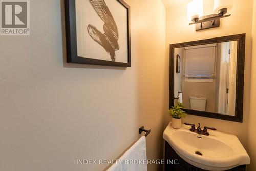 52 Jameson Crescent, Brampton, ON - Indoor Photo Showing Bathroom