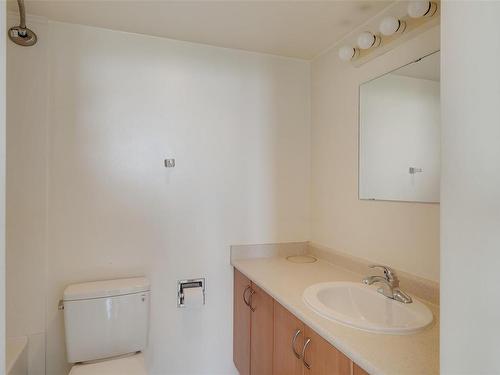 2106-647 Michigan St, Victoria, BC - Indoor Photo Showing Bathroom