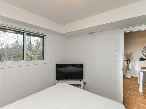 108-1944 Riverside Lane, Courtenay, BC - Indoor Photo Showing Bedroom