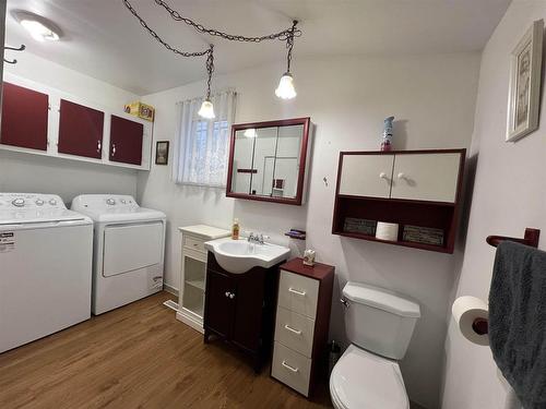 512 Armit Avenue, Fort Frances, ON - Indoor Photo Showing Laundry Room