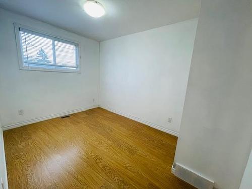 618 Vale Crescent, Thunder Bay, ON - Indoor Photo Showing Other Room