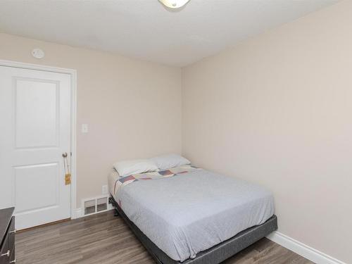 1409 Francis Street W, Thunder Bay, ON - Indoor Photo Showing Bedroom