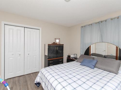 1409 Francis Street W, Thunder Bay, ON - Indoor Photo Showing Bedroom